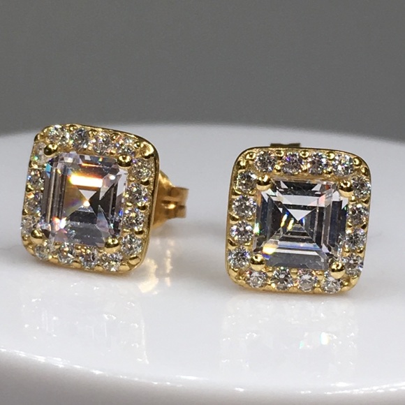 Jewelry - 18k yellow gold asscher diamond stud earrings 2 ct